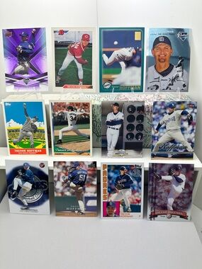 Trevor Hoffman rookie card in lot of 12 (Padres)